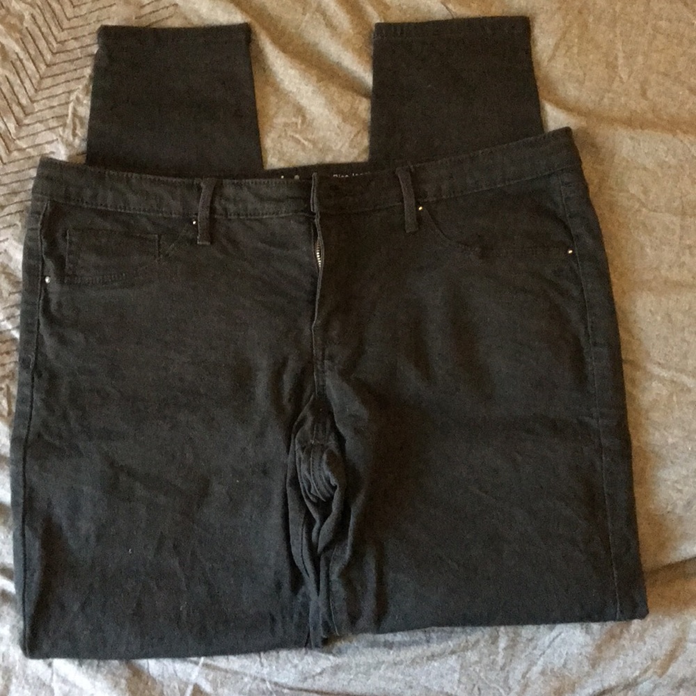 Mossimo black size 14 jeggings